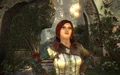 Triss bewundert der Garten in den Elfenruinen