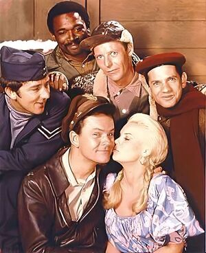 Hogan and the Gang with Hilda