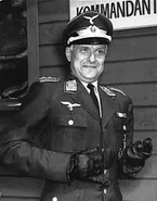 Colonel Klink 5.jpg (8 KB)