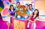 Hi-5 TTMU 1.jpg (140 KB)
