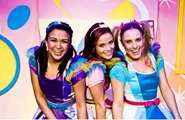 Hi-5 TTMU 3.jpg (123 KB)