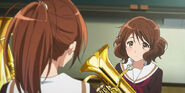 Hazuki comments on how good Kumiko's playing is