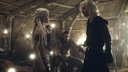 Viserys amenaza a Dany  ()