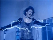 Felicia reçoit le Quickening de Dévereux.