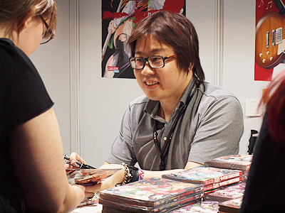 Interview with Shoji Sato, the Highschool of the Dead illustrator, about  Season 2 at AniMagic 2012. : r/anime