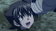 Issei likes Akeno's chest