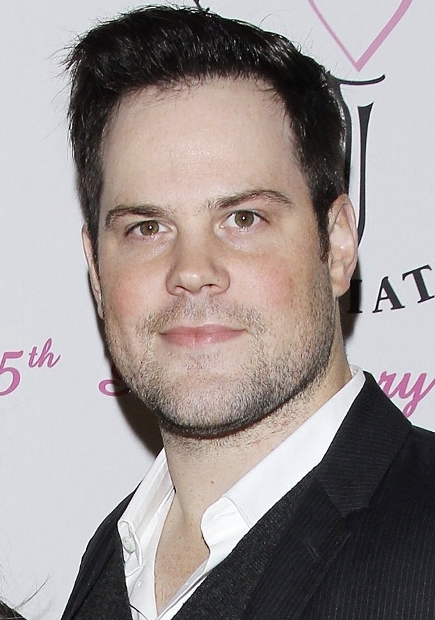 Mike Comrie Hilary Duff Wiki Fandom
