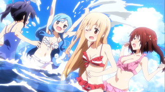 Umaru and friends swimsuit