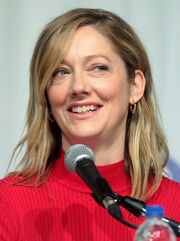 Judy Greer (46810958364) (cropped)