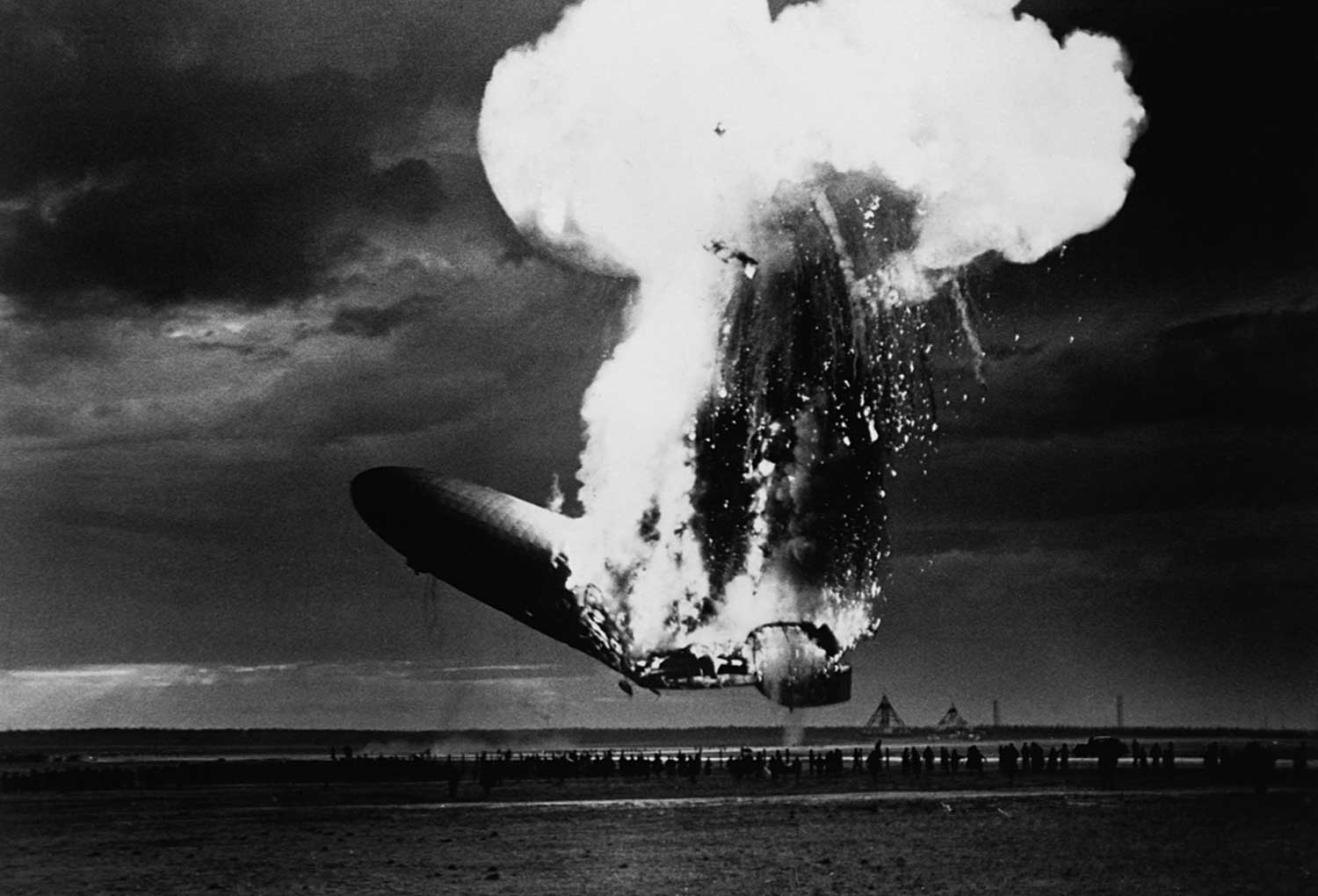 WION - #TodayInHistory | 1936: Airship Hindenburg makes it's first official  flight in Germany | Facebook