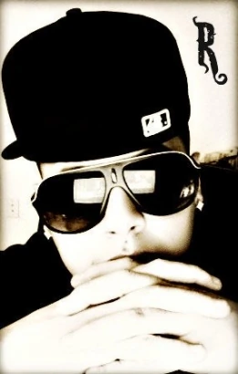 Rossi Manolo (rapper) | Hip-Hop Database Wiki | Fandom