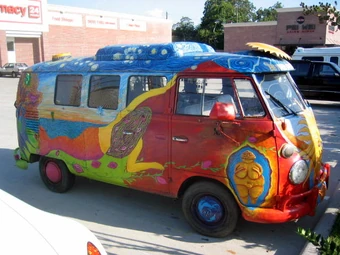hippie kombi van