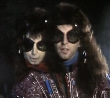 Joo Janta 200 Super-Chromatic Peril Sensitive Sunglasses Joo Janta 200 Super-Chromatic Peril Sensitive Sunglasses