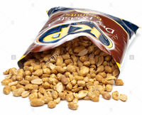 Packet-of-kp-dry-roasted-peanuts-BX67F3