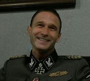 Fegelein sonriendo