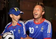 Kretschmann in a French Footy Uniform?! DAS IST UBERVERRAT!