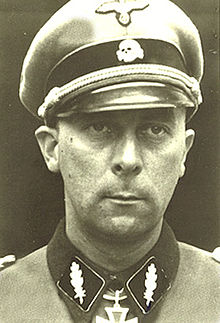 220px-SSWilhelmMohnke.jpg