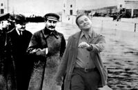 Leonardo implores Stalin's help in search of an Oscar