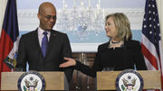 Michel Martelly y Hillary Clinton