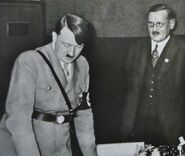 Hitler y Anton Drexler