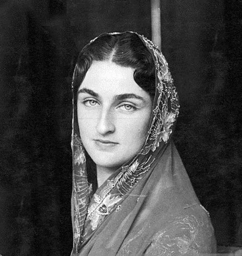 Турчанка брюллов. Турчанка бунина. Турчанка бунина. Турчанка брюллов. Турчанка брюллов.