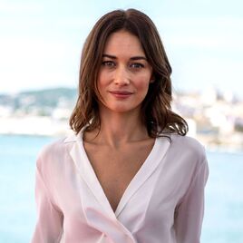 30f533f8920573b7fdaa2fd4d06ed4cf30-16-olga-kurylenko.rsquare.w1200