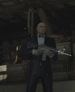 47 equipped with a Fusil G2.