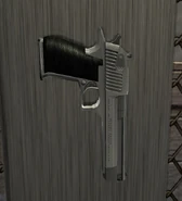 Desert Eagle в убежище-1.jpg (76 КБ) В убежище