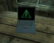 Лаптоп на столе садовой пристройки.png (637 КБ) На столе садовой пристройки