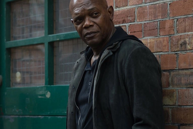 https://static.wikia.nocookie.net/hitmansbodyguard/images/e/e7/Darius.webp/revision/latest/smart/width/386/height/259?cb=20210805222337