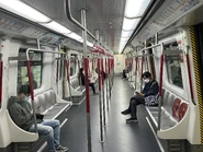 MTR TCL K-Train V816-V616 Compartment 09-03-2022.jpg (2.95 MB) 東涌綫列車車廂(2022年3月)