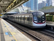 列車正停靠粉嶺站