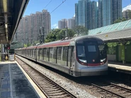 列車正駛入粉嶺站