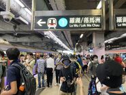 Many people take photo for last MLR journey in Sha Tin Station 06-05-2022 (2)