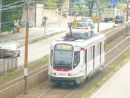 此路綫星期一至五日間單卡班次，車序195