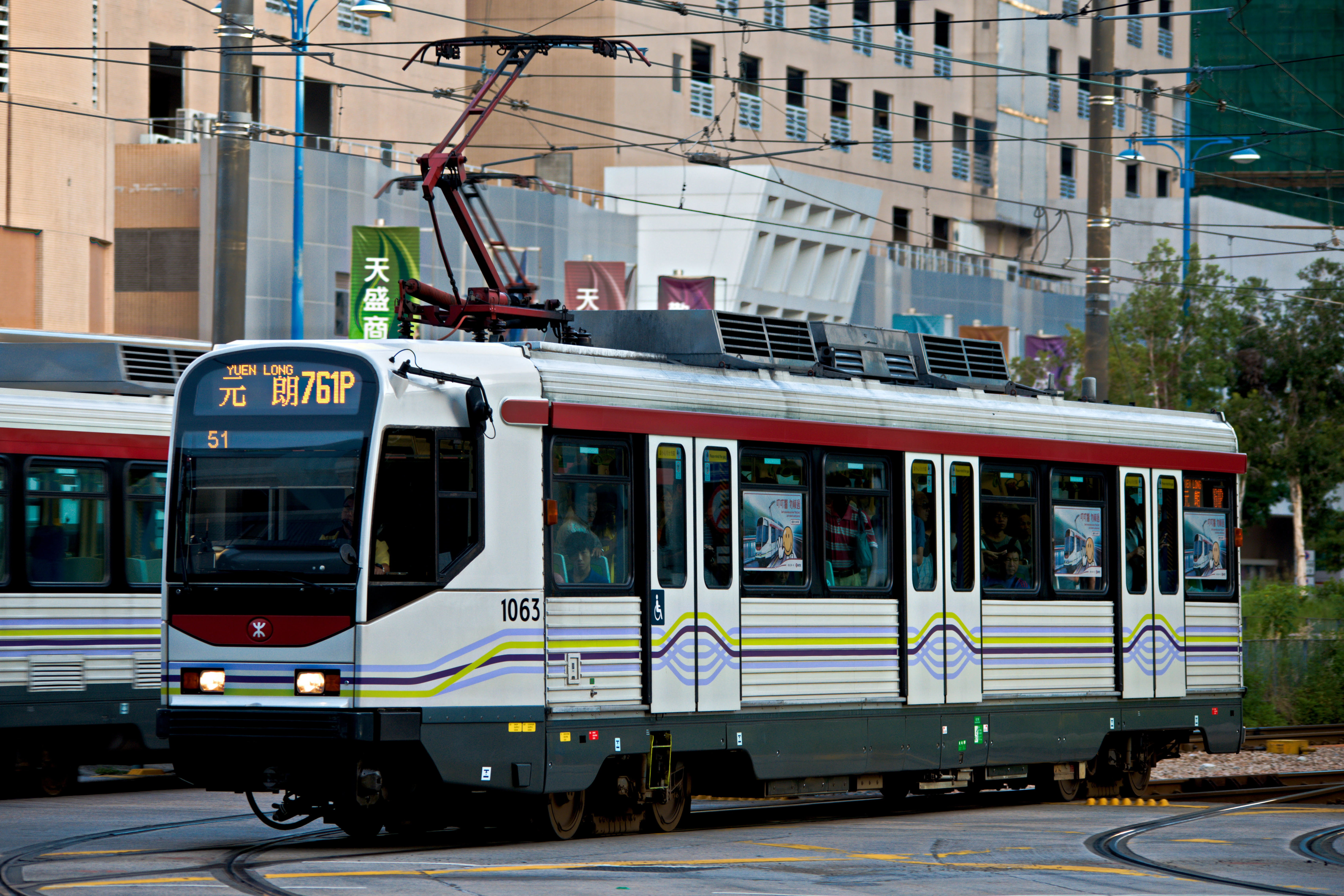[10] 列车 此路线在新轻铁全面投入服务前,早上