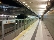 列車正停靠欣澳站