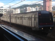 列車正駛入杏花邨站