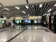 南港島綫月台（2023年12月）