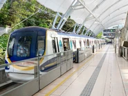 迪士尼綫列車在欣澳站上落客