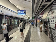 Hung Hom Station Tuen Ma Line platform 25-08-2024.jpg (1.33 MB) 屯馬綫月台(2024年8月)