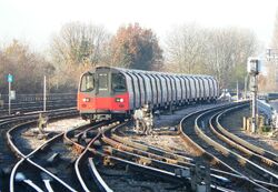 LU-1996ts-Wembley Park Siding 2005-12-10