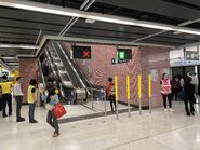 Hung Hom Station East Rail Line platform escalator 15-05-2022(1)