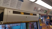 2nd720incardisplay 20240901.jpg (2.63 MB) 720車內的顯示器,不過沒有顯示天榮的英文站名(Tin Wing)