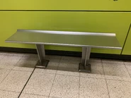 市區綫車站的舊款座椅