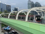 列車正途經香港仔海峽大橋（2023年8月）