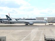 2020-2023年間，國泰曾經用A350-1000執飛希斯路航線