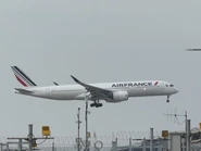 法國航空（F-HUVG）執行AF188航班正在降落香港