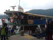 Wong Shek Pier passengers 17-04-2016 (6)