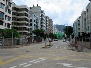 衙前圍道以北為雙程路（2022年6月）